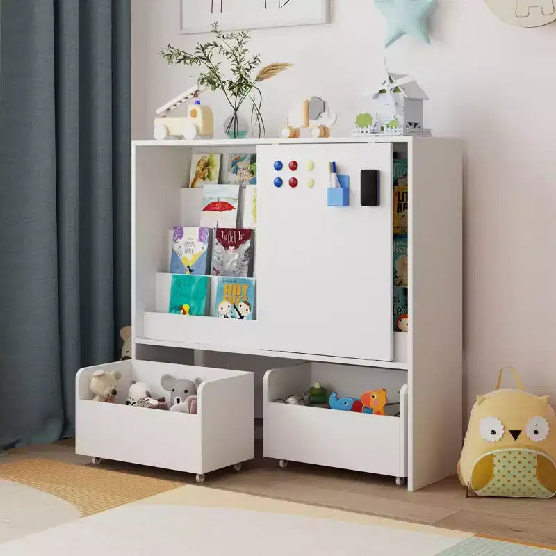 Estantería de Almacenamiento Blanca para Niños Gabinete de Almacenamiento de Juguetes Puerta Corredera + Contenedores con Ruedas + Estantes Multicapa