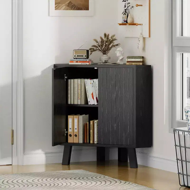 Armario esquinero, mueble de almacenamiento esquinero triangular de estilo rústico de 3 niveles con puerta estriada y estante ajustable, armario auxiliar de 80 cm que ahorra espacio para cocina