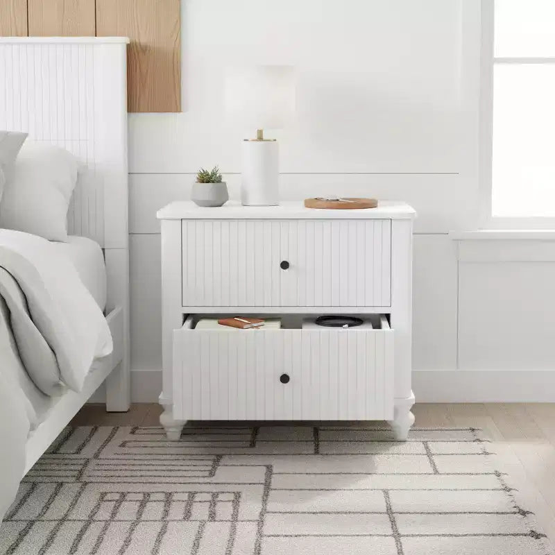 Mesita de noche moderna de madera con 2 cajones