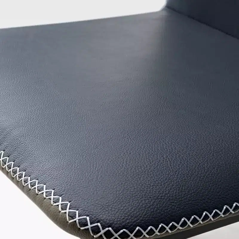 Juego de 2 sillas de comedor minimalistas de piel sintética mate, azul, 17.9D x 21.3W x 33.9H